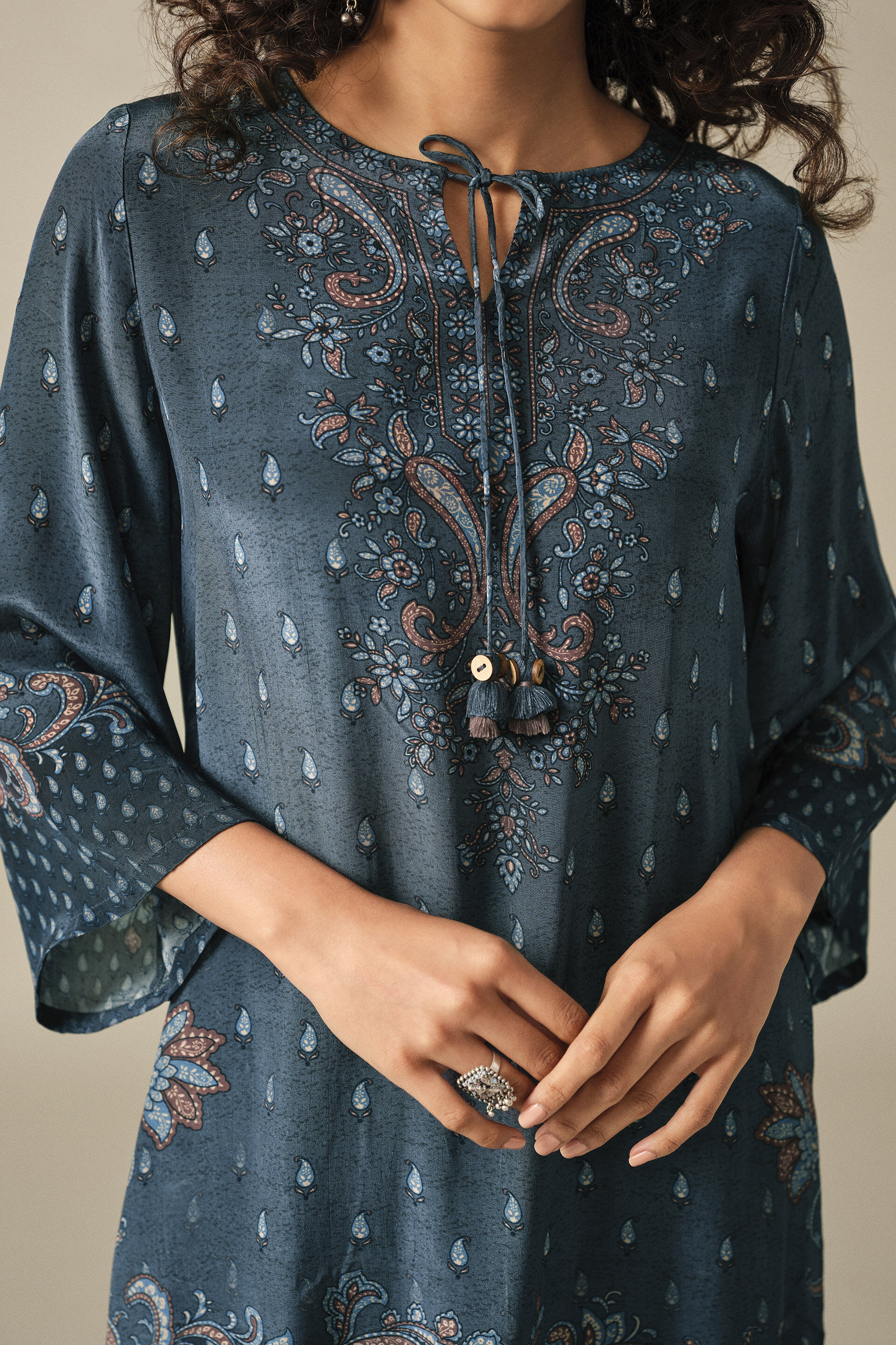 Paisley Printed Short Kurta Set in Indigo, Indigo, image 3